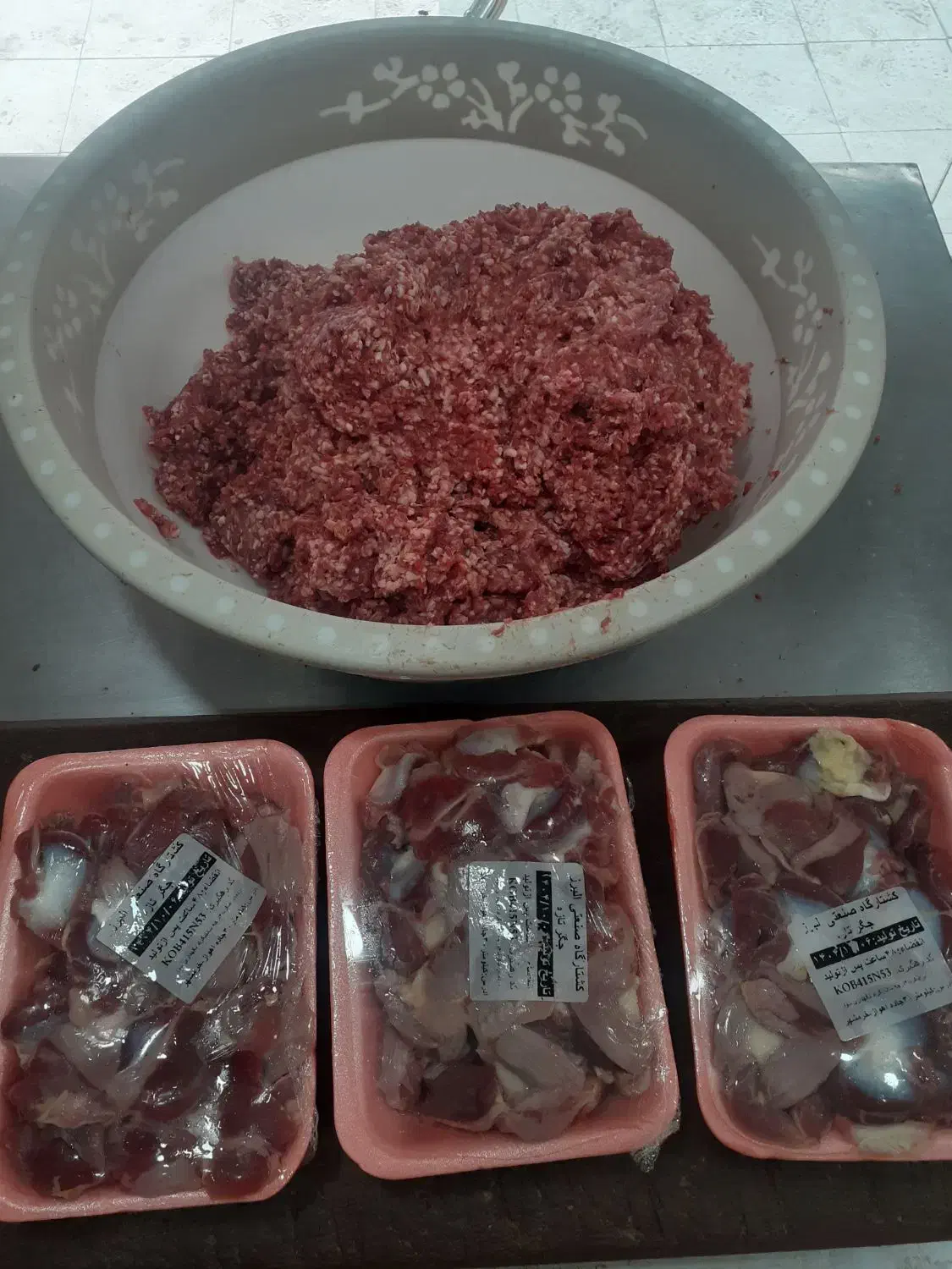 سنگدان|خوردنی و آشامیدنی|اهواز, زندوکیلی|دیوار