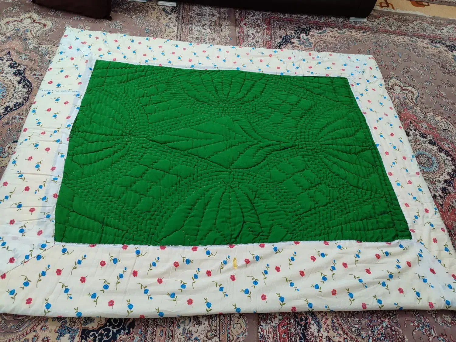 لحافت درحد نونو|رختخواب، بالش، پتو|تربت جام, عیدی آباد|دیوار