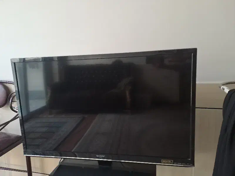 تلوزیون شارپ ژاپنی اصل|تلویزیون و پروژکتور|خمینیشهر, |دیوار