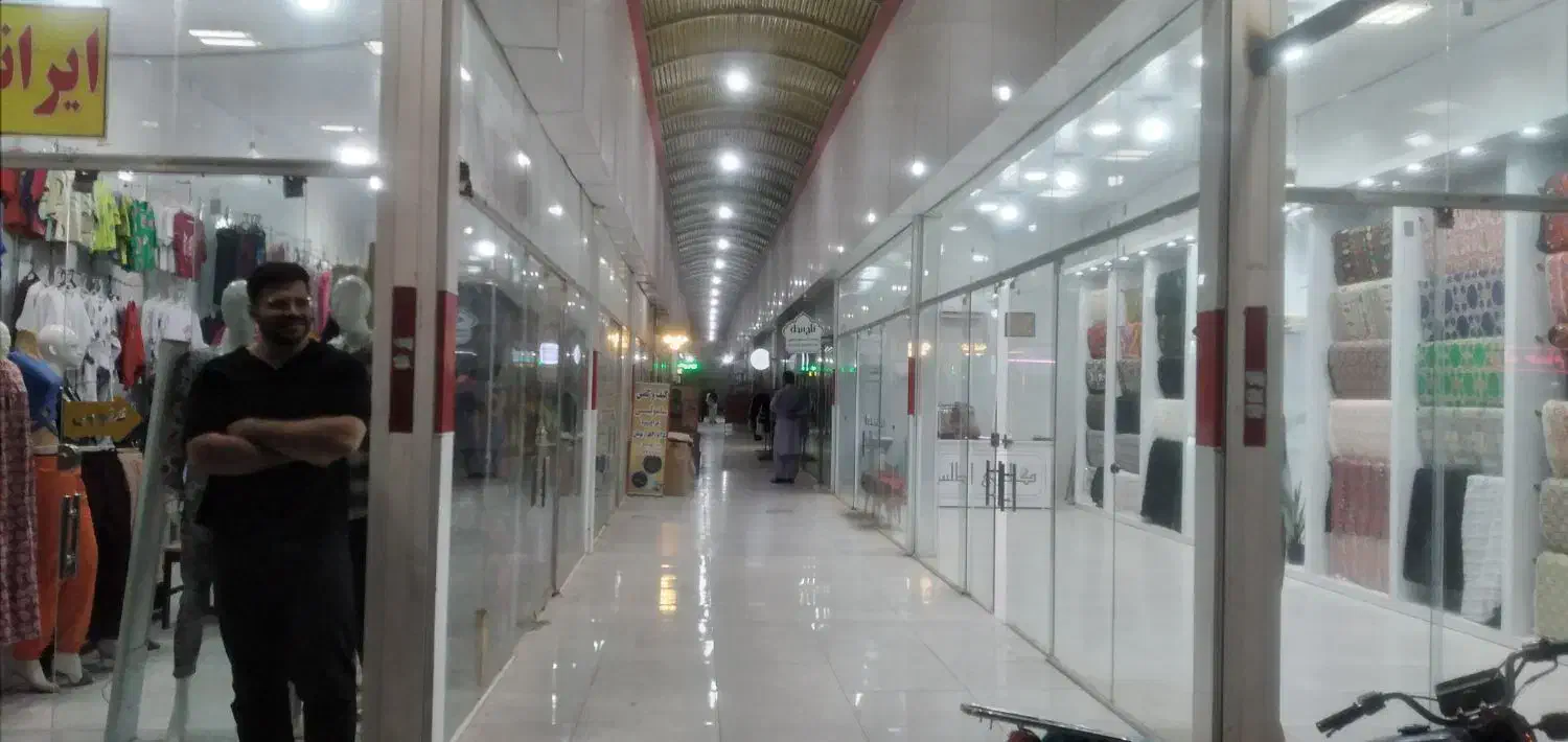 فروش یکباب مغازه تجاری|فروش مغازه و غرفه|زابل, |دیوار