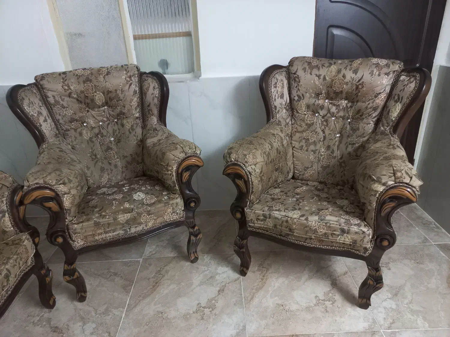 مبل ۷ نفره|مبلمان خانگی و میز عسلی|کاشان, امیرکبیر|دیوار