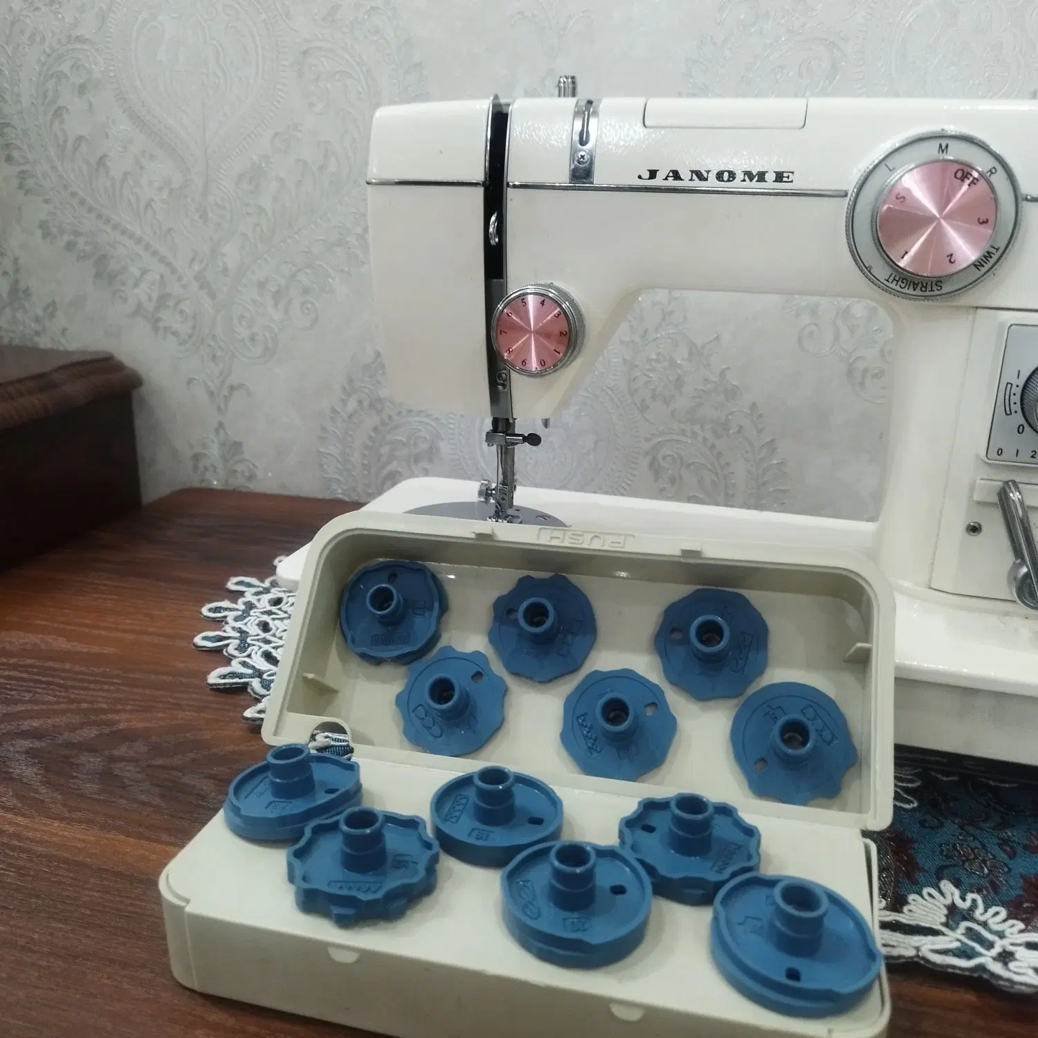 چرخ خیاطی ژانومه ۸۰۲ ژاپن|چرخ خیاطی و ریسندگی|کرج, کرج نو|دیوار