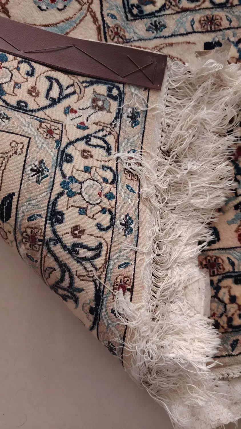 قالی دست‌ بافت نائین گل ابریشم|فرش|کرج, فاز ۱ مهرشهر|دیوار