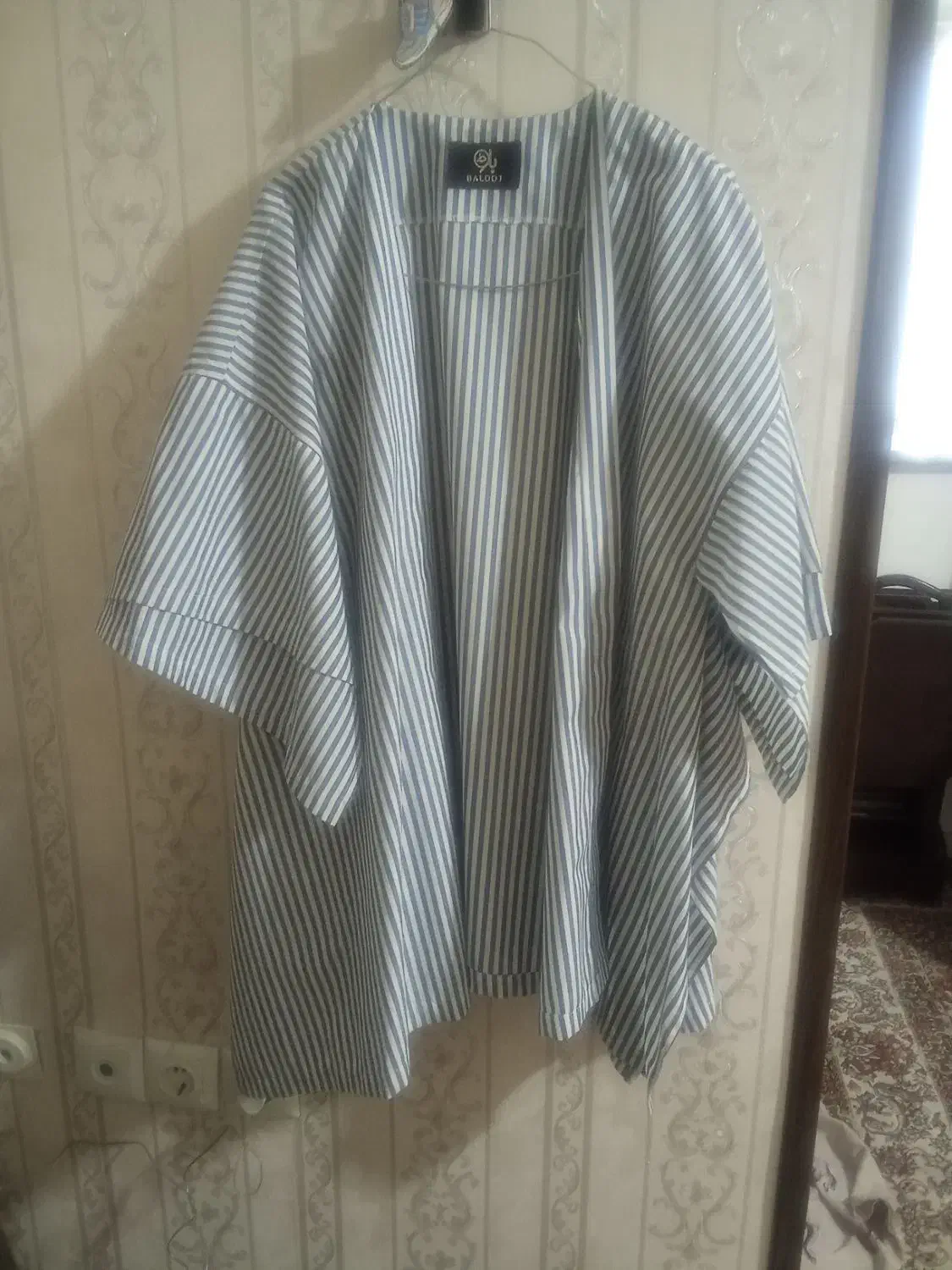 تعدادی مانتو سایز از ۴۶-۴۸ تا ۵۰-۵۲|کیف، کفش، کمربند|کرج, خرمدشت|دیوار