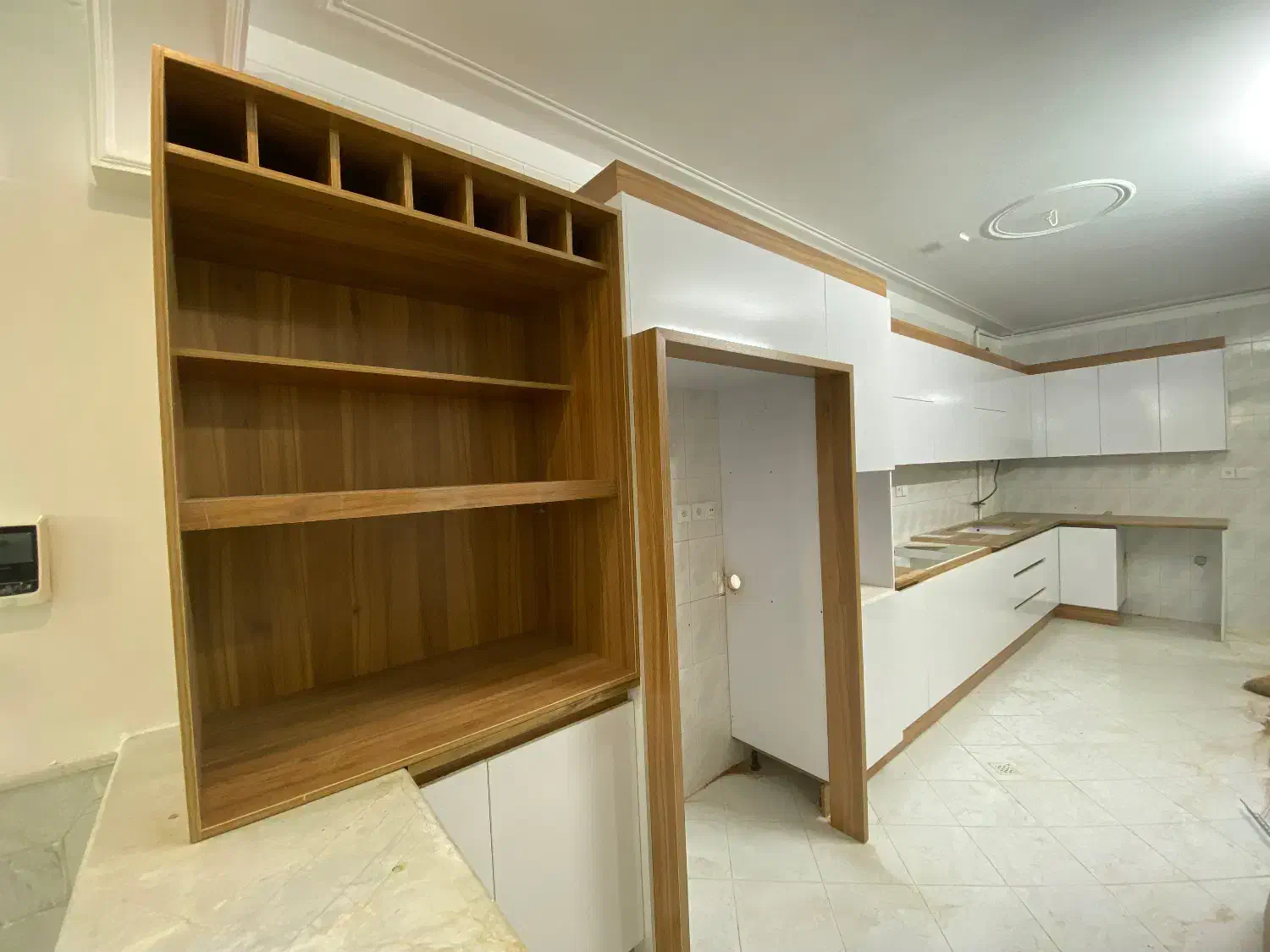 کابینت با بدنه گلستان ترکیب رنگی|مصالح و تجهیزات ساختمان|قم, صفاشهر|دیوار