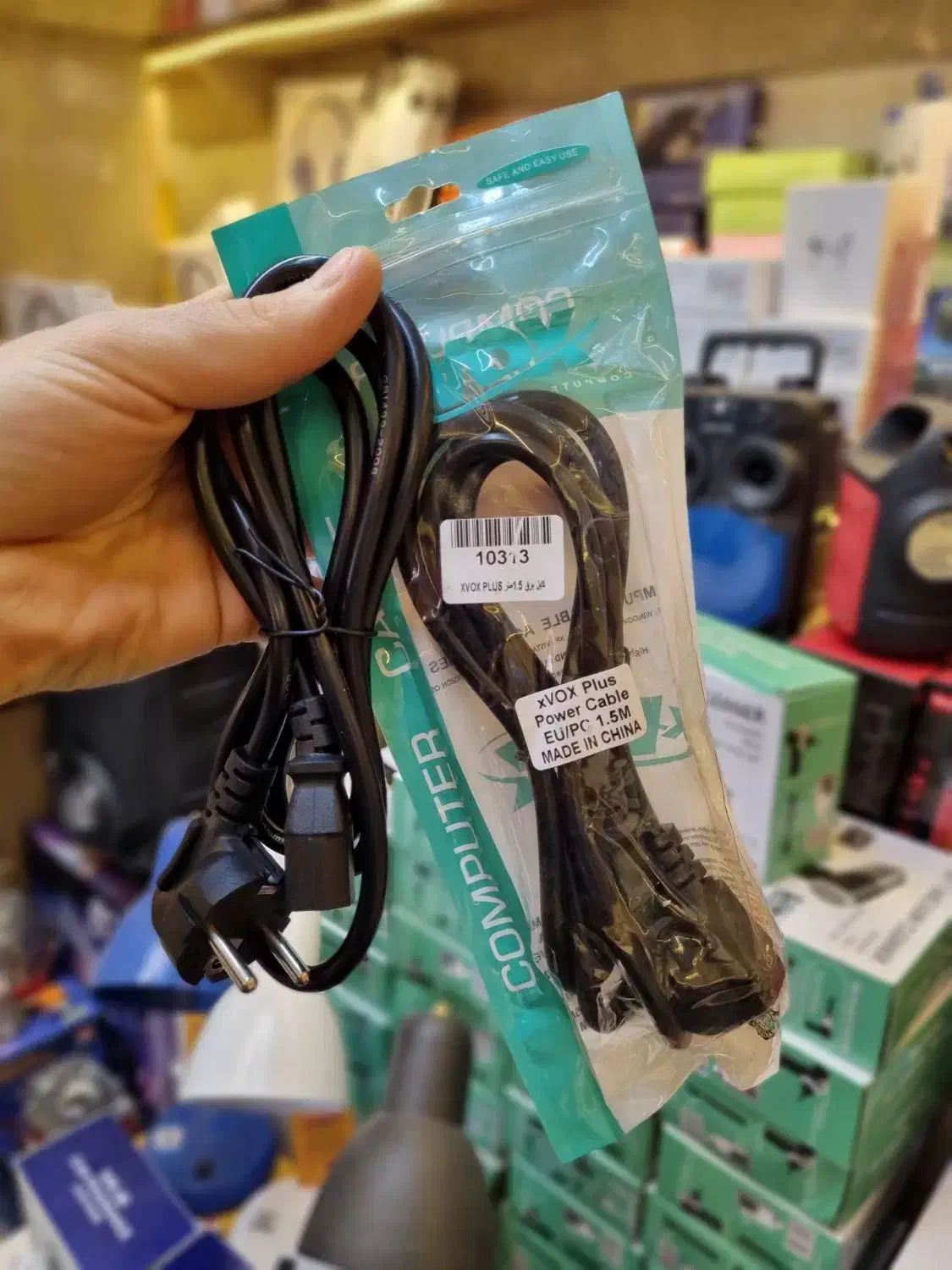 فروشگاه کابل و تبدیل HDMI شبکه VGA افزایش USB و AV|قطعات و لوازم جانبی رایانه|قم, نیروگاه|دیوار