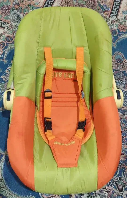 کریر و روروک در حد نو|کالسکه و لوازم جانبی|سراوان, |دیوار