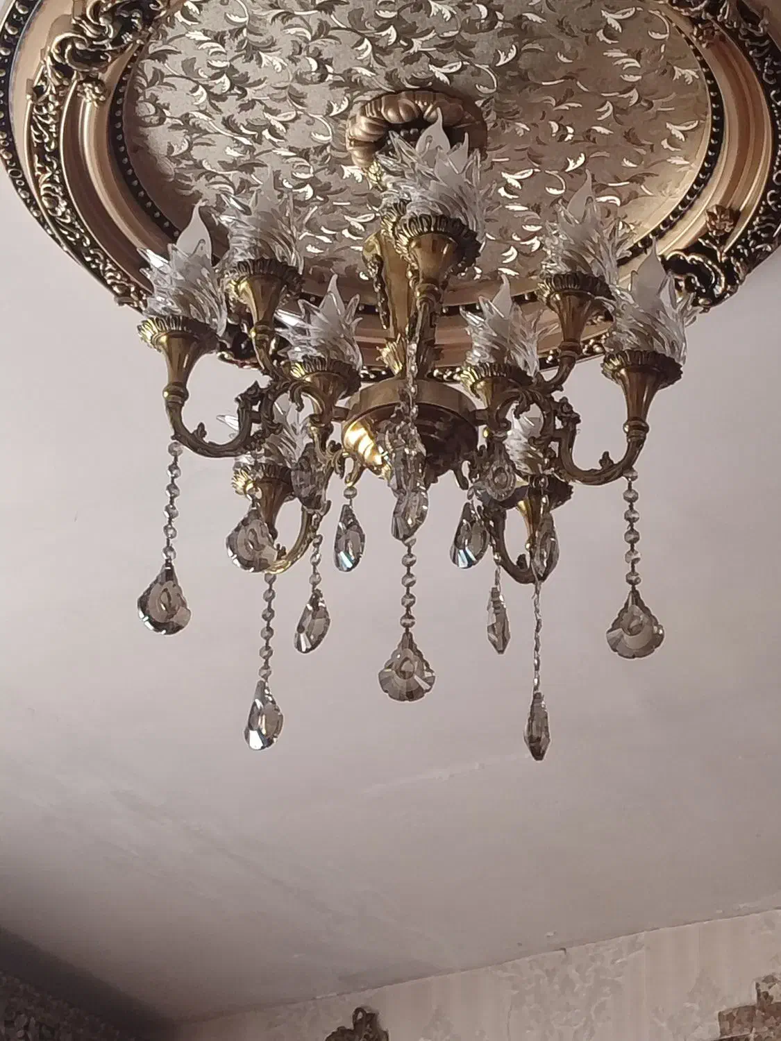 لوستر تمام برنز|لوستر و چراغ آویز|تبریز, |دیوار