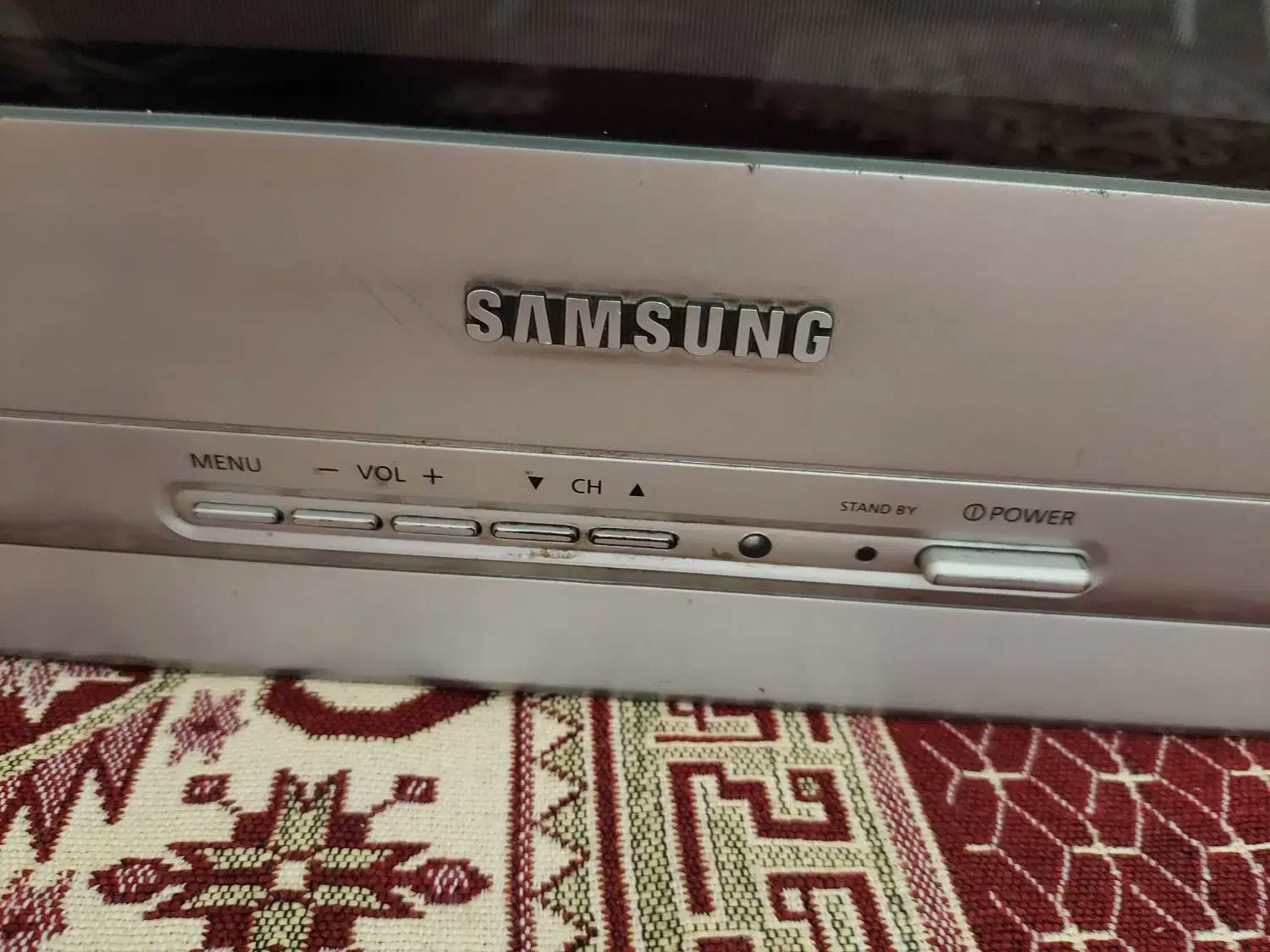 تلویزیون|تلویزیون و پروژکتور|خوی, |دیوار