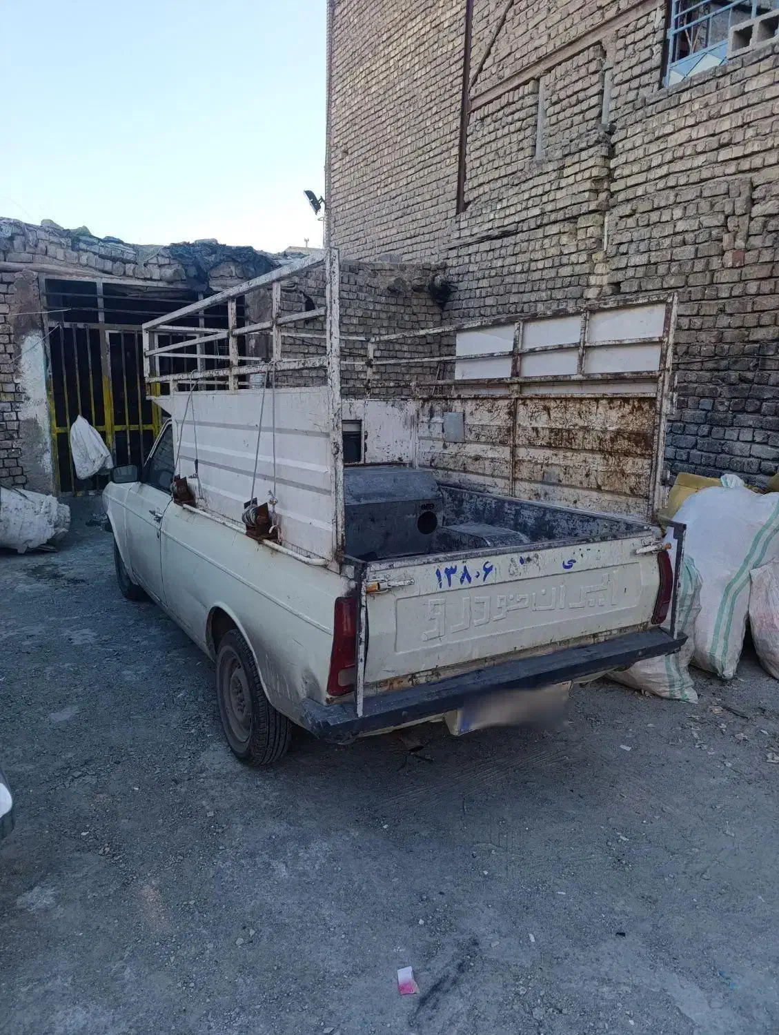 پیکان وانت|خودرو سواری و وانت|خمینی‌شهر, |دیوار