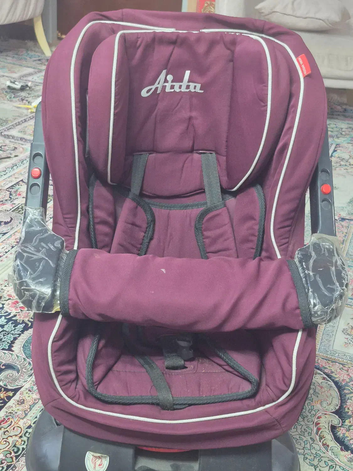 صندلی ماشین|تخت و صندلی بچه|ساری, |دیوار