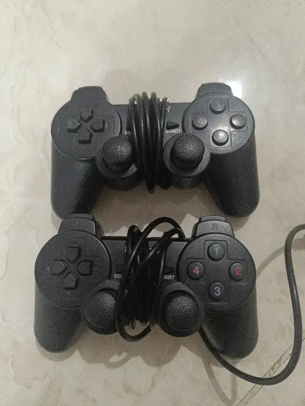 دسته بازی کامپیوتر با کابل USB|کنسول، بازی ویدئویی و آنلاین|اندیشه, اندیشه فاز ۱|دیوار