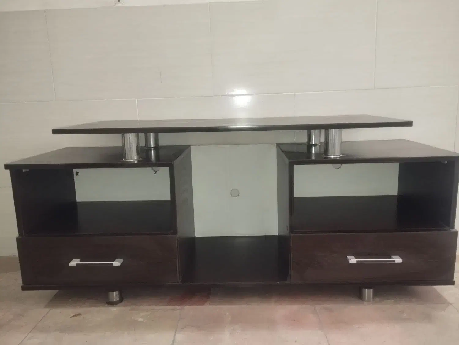 میزتلویزیون|میز تلویزیون|شهریار, کهنز|دیوار