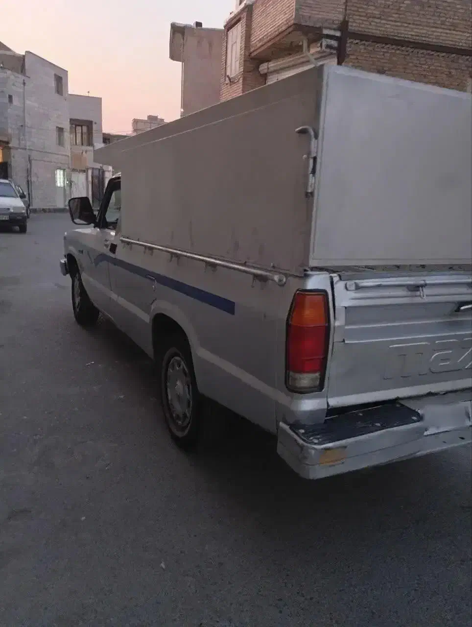 مزدا ۲۰۰۰|خودرو سواری و وانت|کرج, پیشاهنگی|دیوار