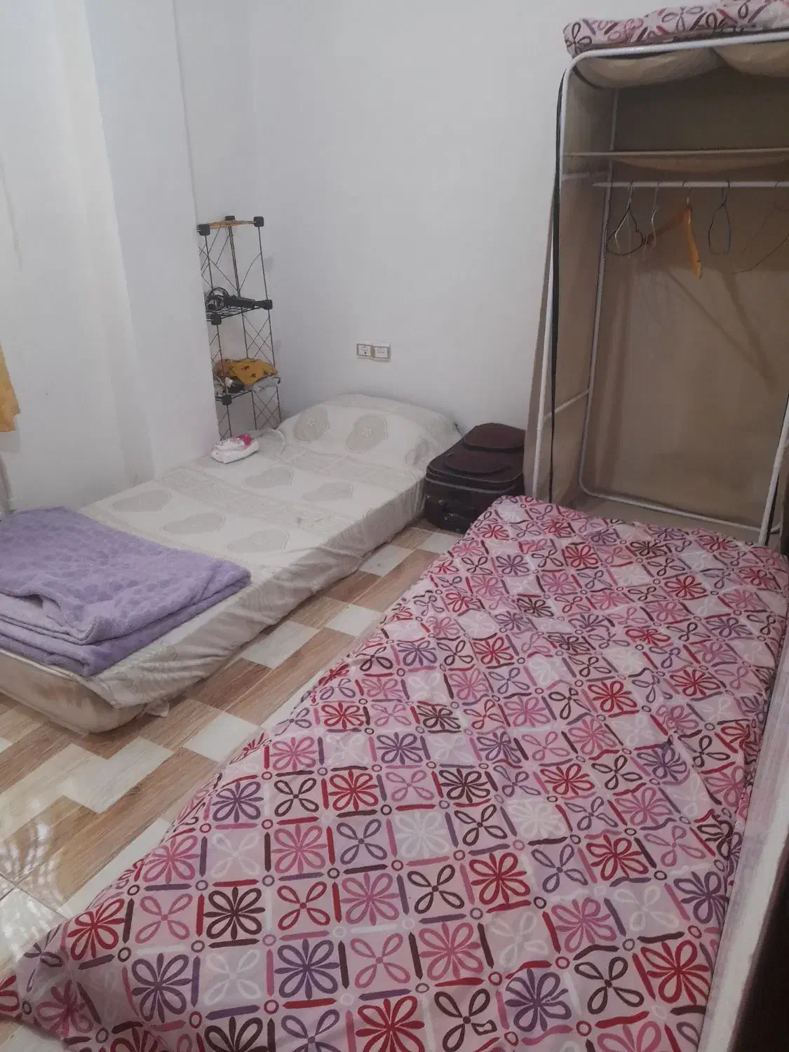 همخونه خانم درمسکن مهر|اجارهٔ آپارتمان|رشت, کوی مهر|دیوار