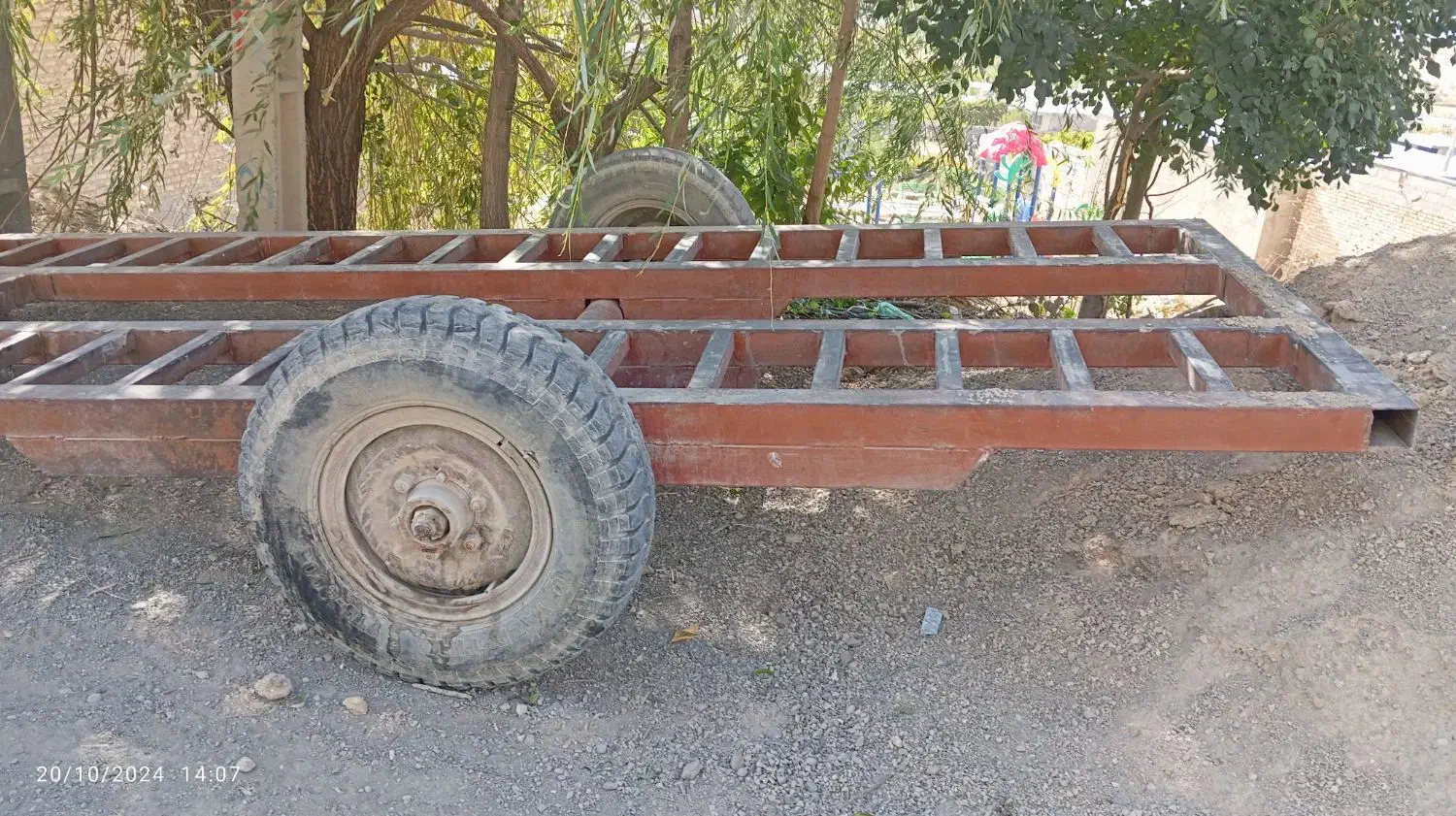 یدکش کمباین|ماشین‌آلات صنعتی|سده (فارس), |دیوار