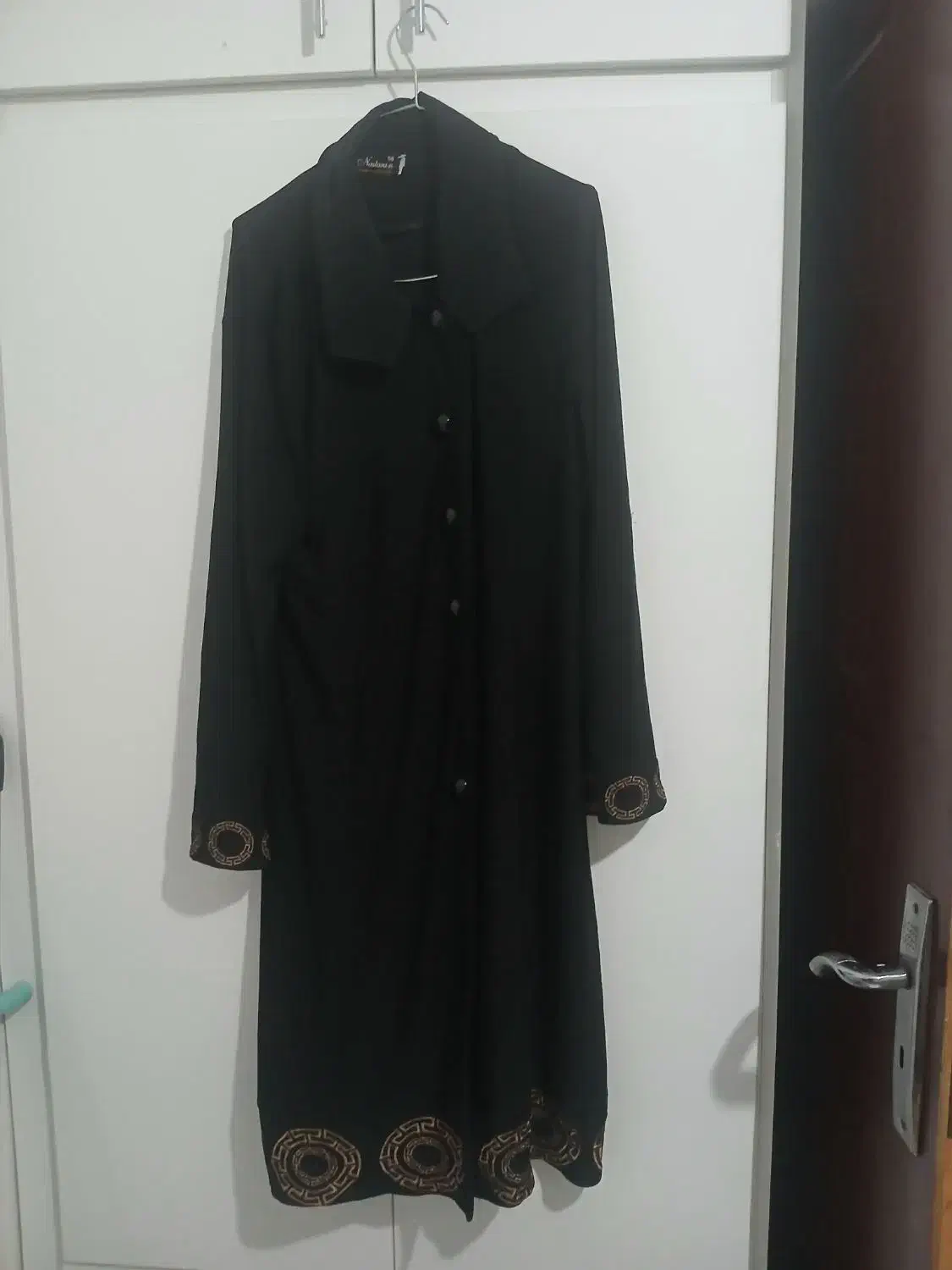 لباس|لباس|گلبهار, نوبهار|دیوار