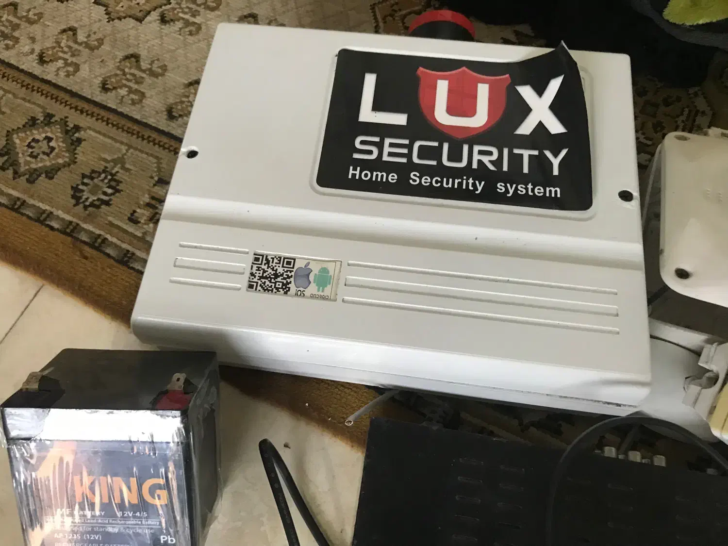 فروش فوری دوربین مداربسته و دزدگیربا تجهیزات کامل|دوربین مداربسته|رشت, حمیدیان|دیوار