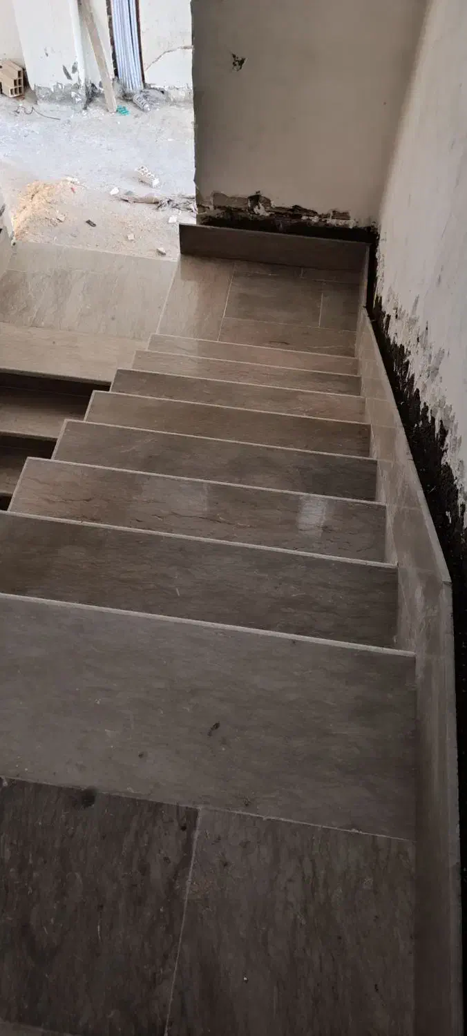 نیازمند نیروی وارد بکار برای سنگ کاری وکاشیکاری|استخدام معماری، عمران و ساختمانی|رشت, آب و برق|دیوار