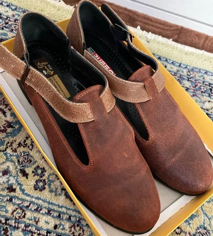 کفش چرم نو|کیف، کفش، کمربند|سنندج, |دیوار