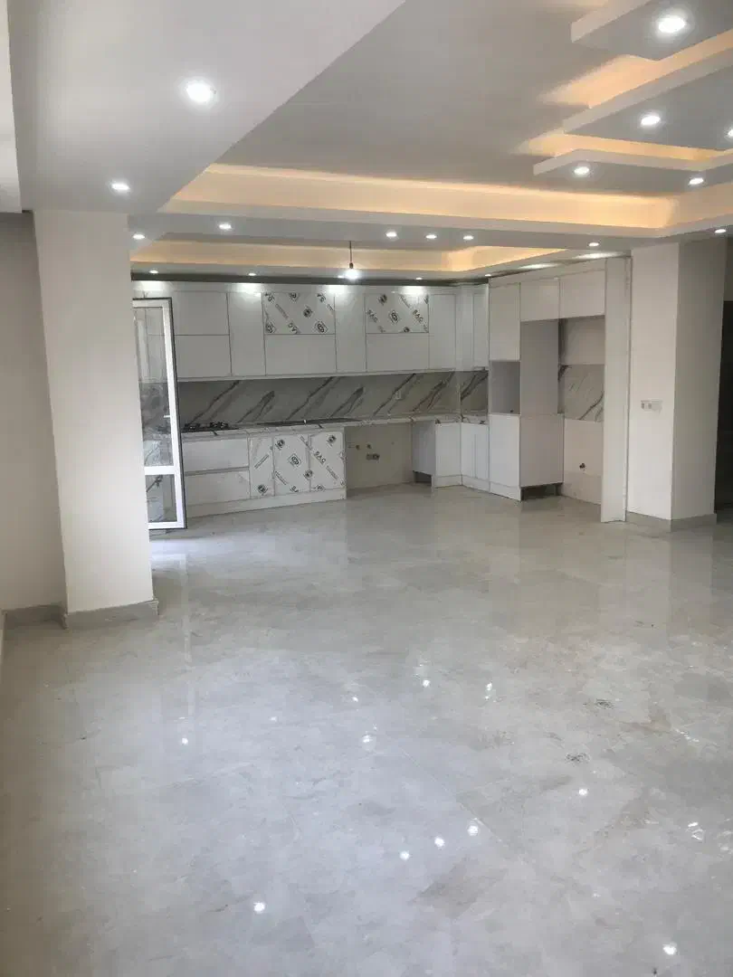 فروش آپارتمان ۱۳۶ متری ۳خوابه تک واحد معلم ۸دی|فروش آپارتمان|رشت, نیکمرام|دیوار