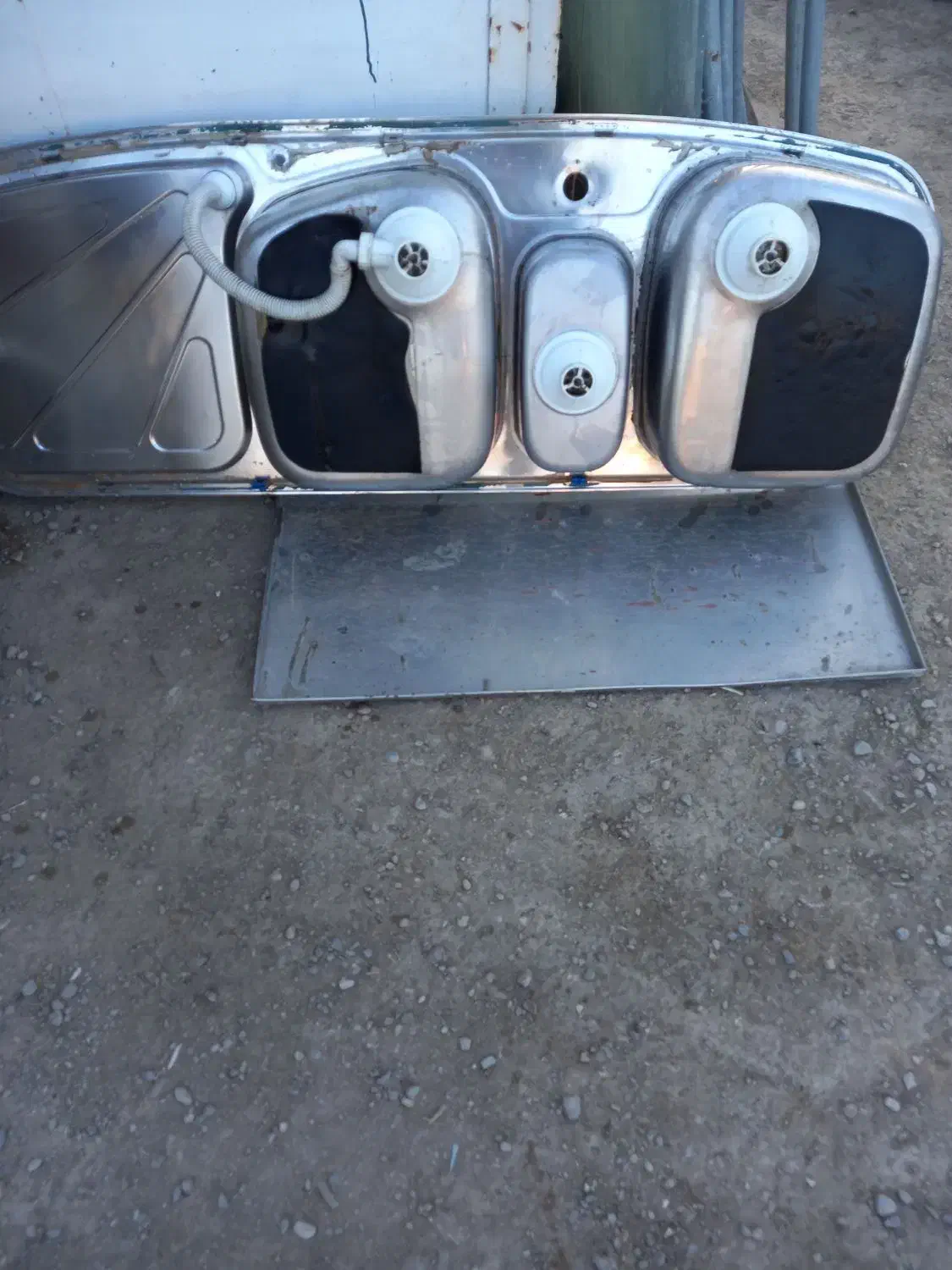 سینک ظرفشویی ۲دانه هر دو تو کارتمیز وسالم|مصالح و تجهیزات ساختمان|مشهد, نیزه|دیوار