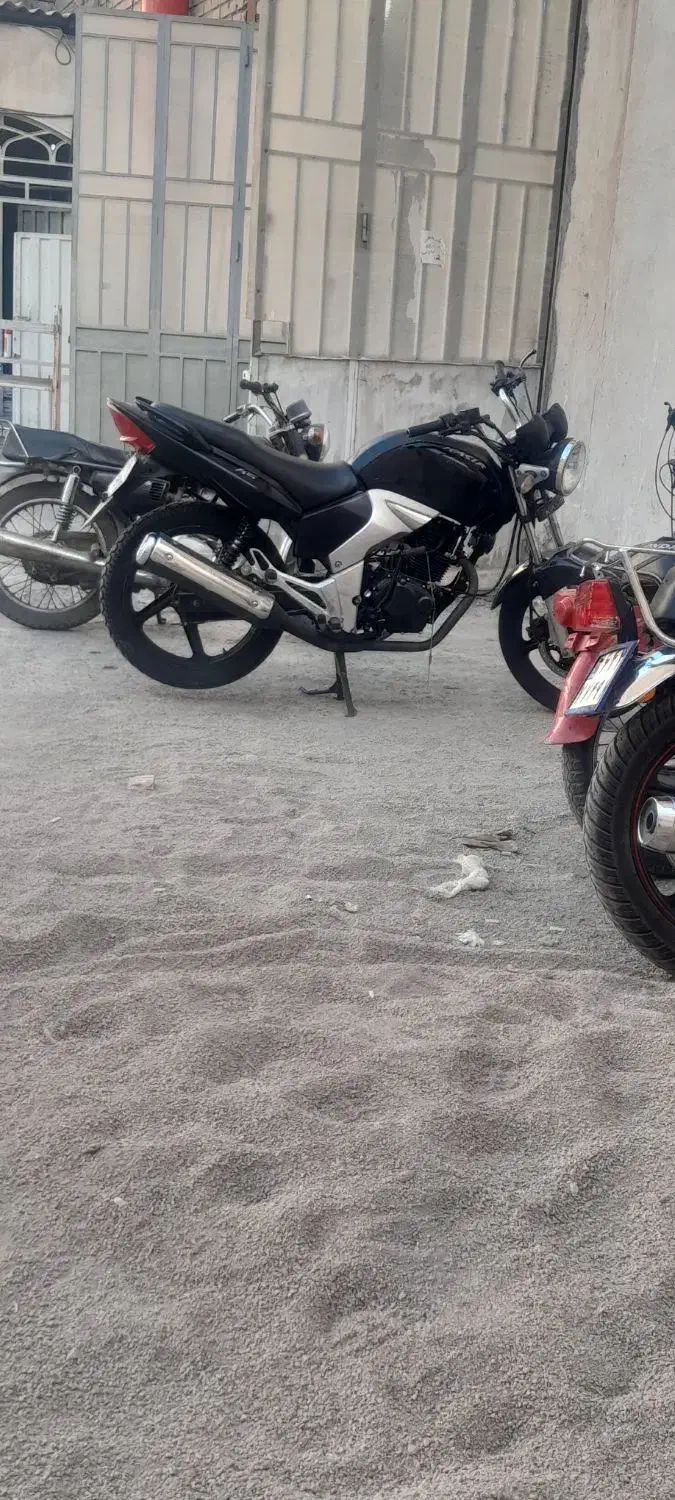 موتور سیکلت ناتالی ۲۰۰ سی سی|موتورسیکلت|یزد, |دیوار