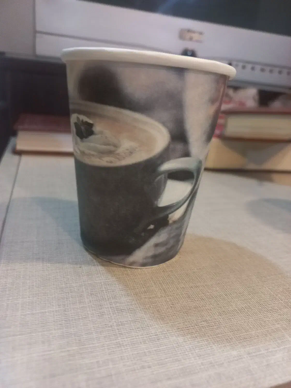 لیوان کاغذی بسته ۵۰ تایی ۶۰هزار|ظروف نگهدارنده، پلاستیکی، یکبارمصرف|ملارد, |دیوار