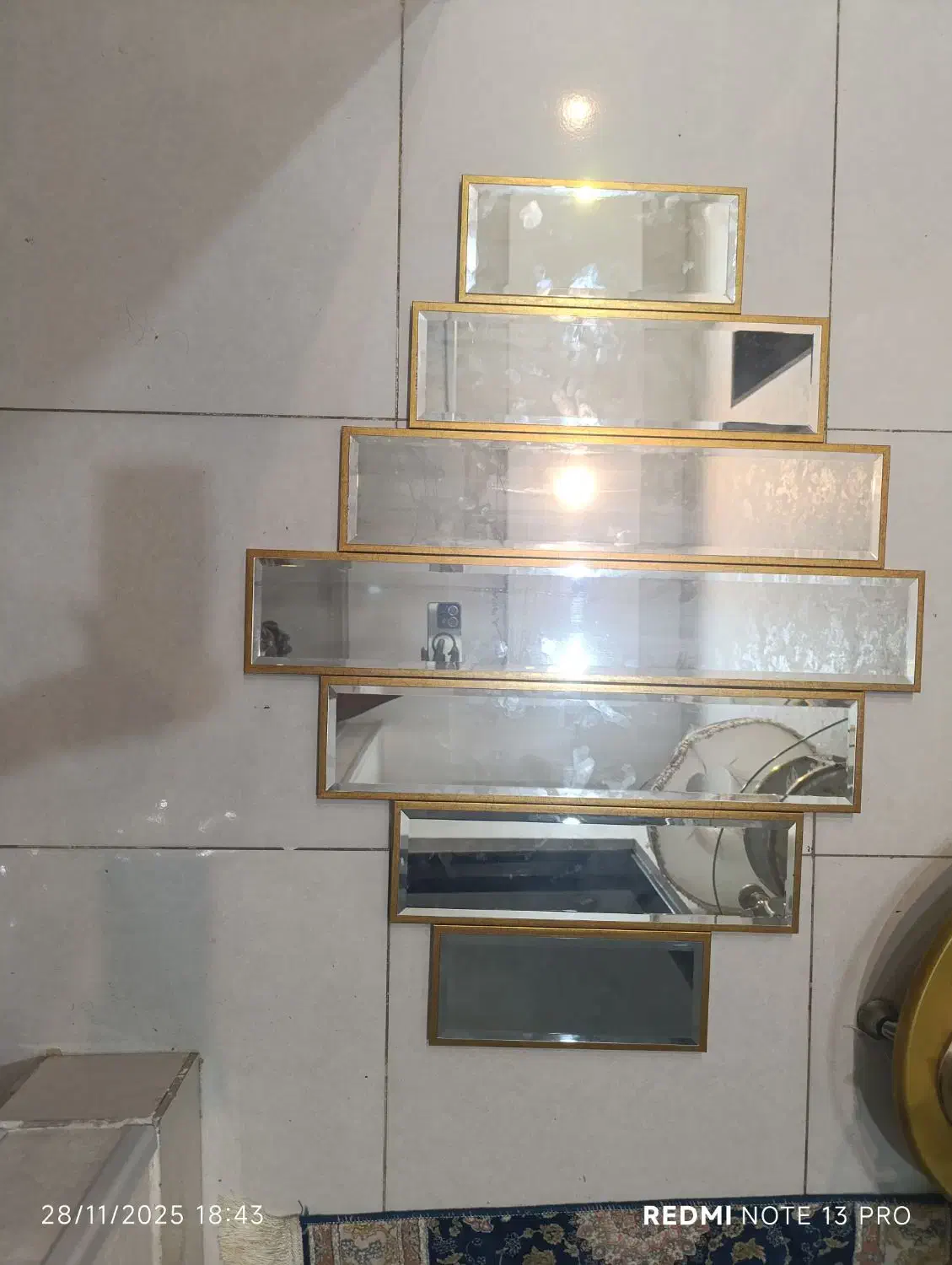 ایینه|آینه|جم, |دیوار