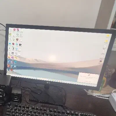 monitor|قطعات و لوازم جانبی رایانه|شاهین‌شهر, گرگاب|دیوار