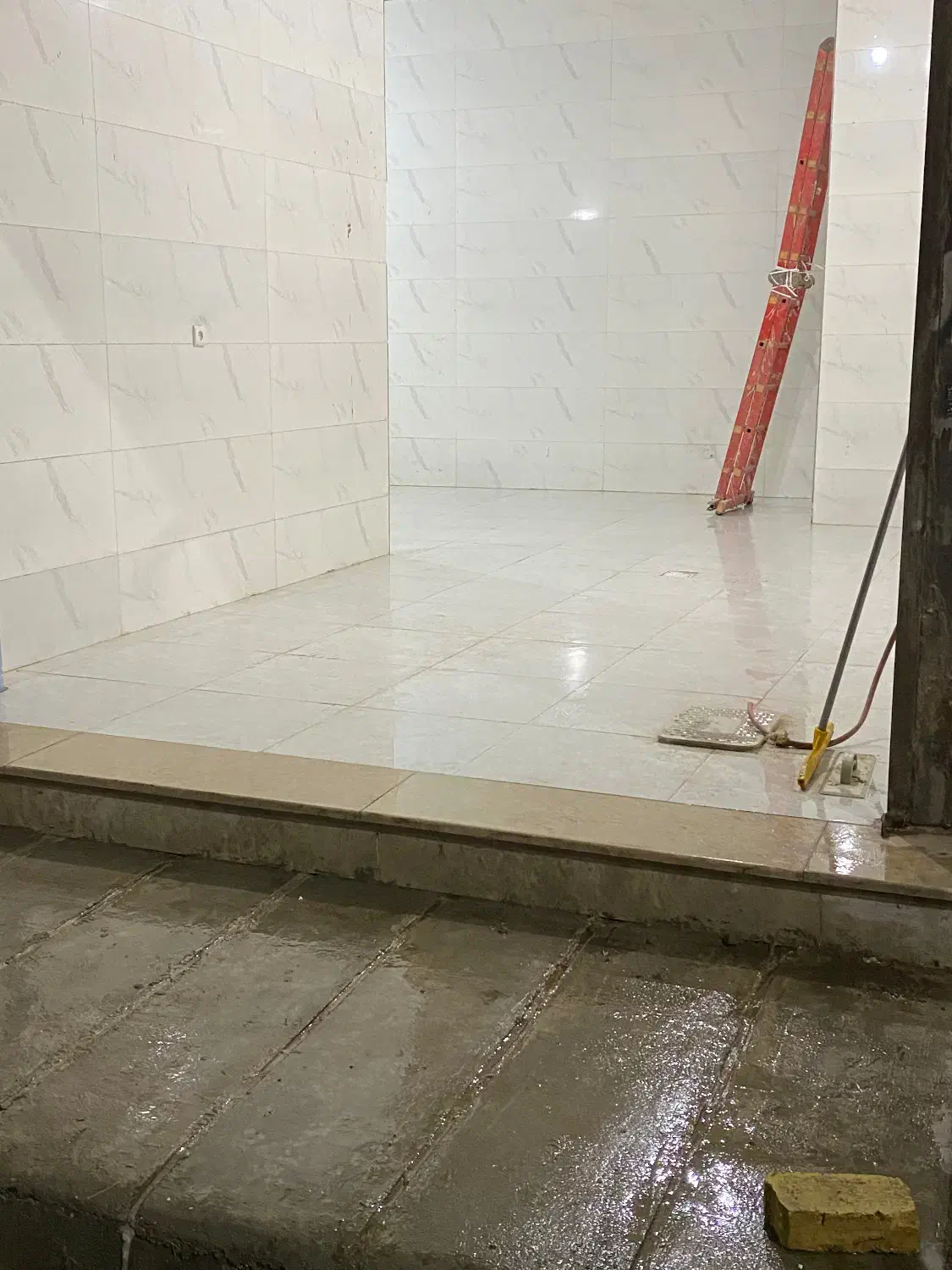 اجاره مغازه|اجارهٔ مغازه و غرفه|اقبالیه, |دیوار