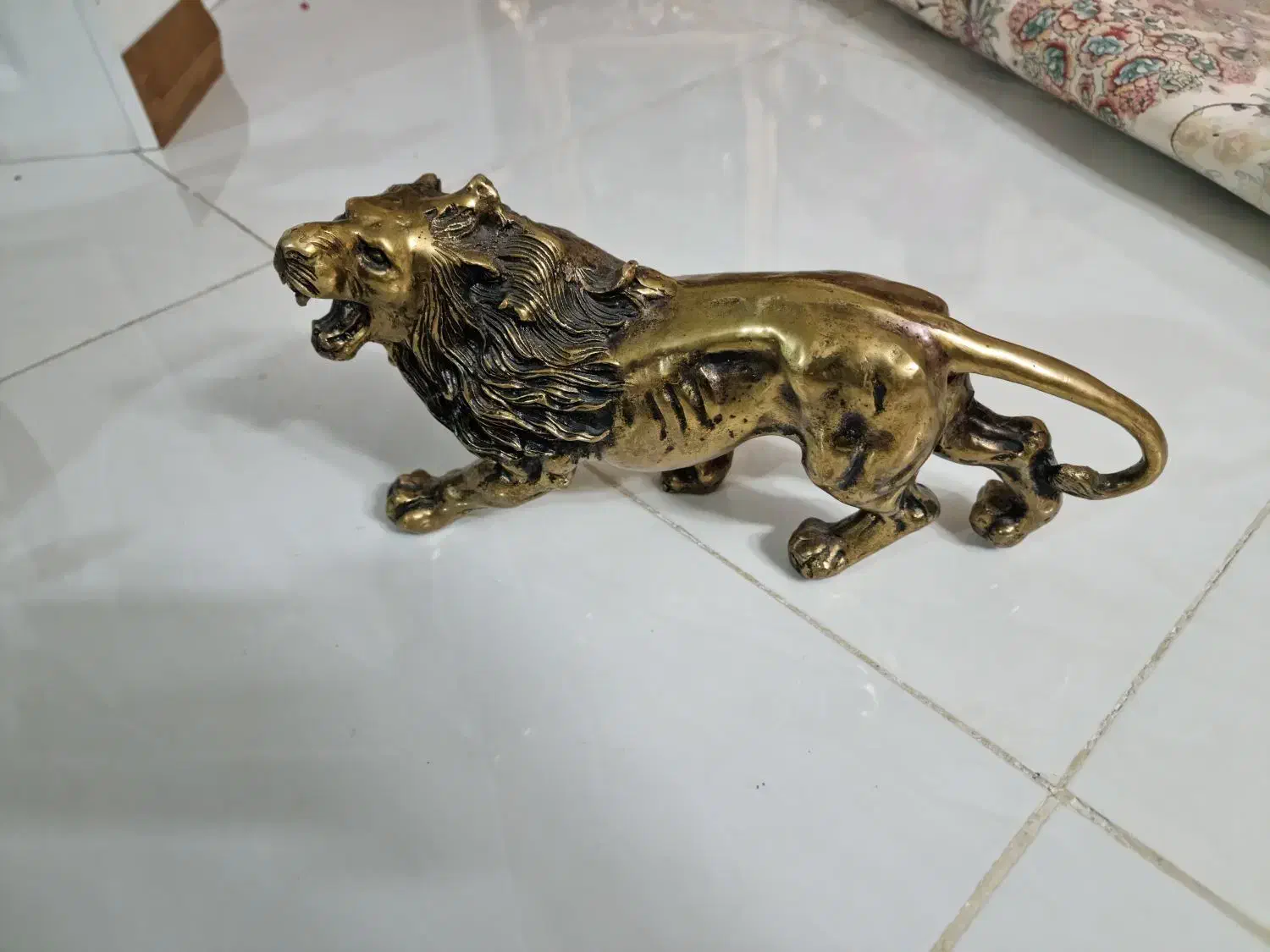 مجسمه برنزی|مجسمه، تندیس، ماکت|تهران, قصر فیروزه ۱|دیوار