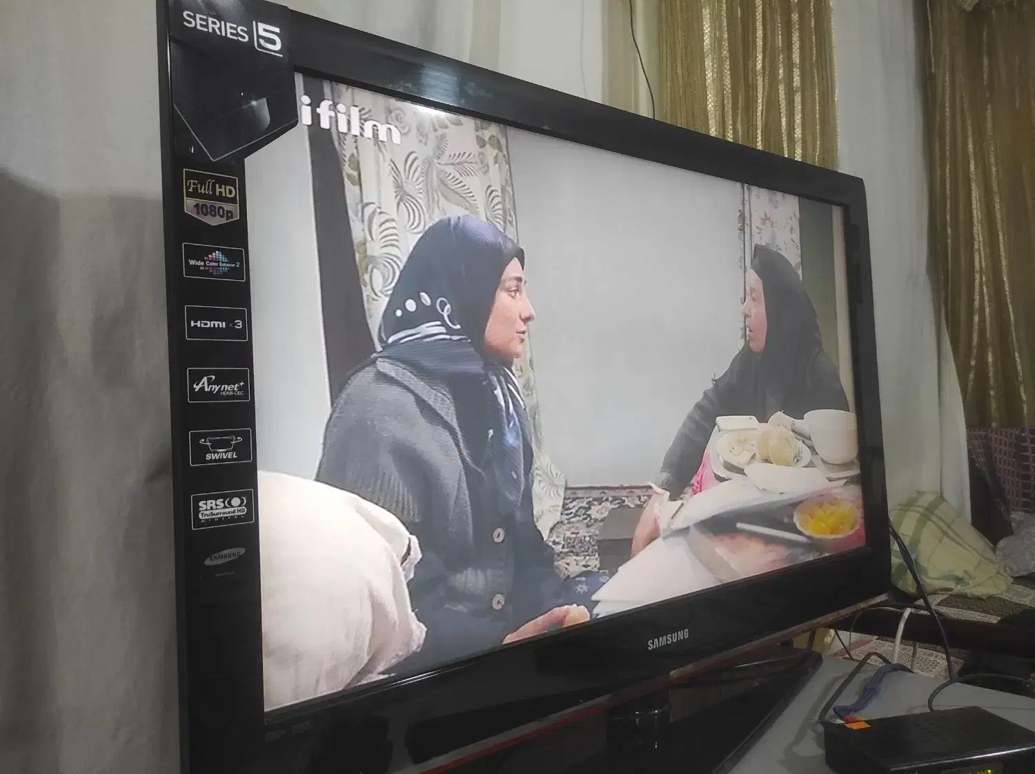 دوعددتلویزیون فروشی یکی سامسونگ اصلس|تلویزیون و پروژکتور|بیرجند, |دیوار