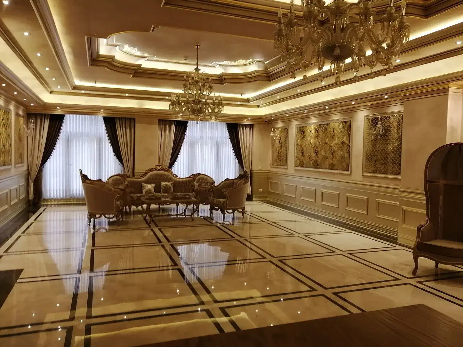 ۱۱۰۰ متر تجاری پیروزی|اجارهٔ دفتر کار، اتاق اداری، مطب|تهران, پرستار|دیوار