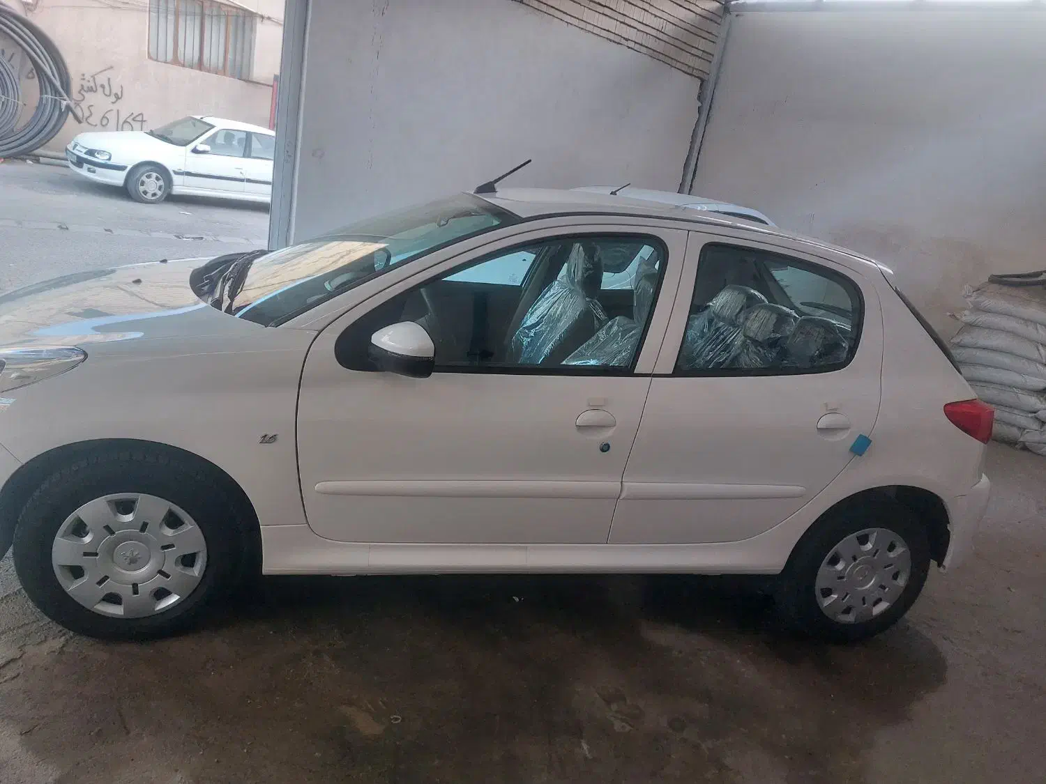 ۲۰۷ فلز|خودرو سواری و وانت|سیرجان, |دیوار