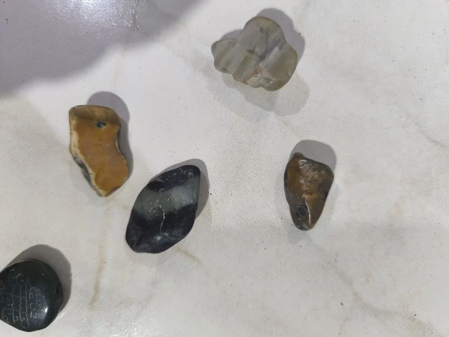 سنگ زیبا|کلکسیون اشیاء عتیقه|اهواز, سپیدار|دیوار