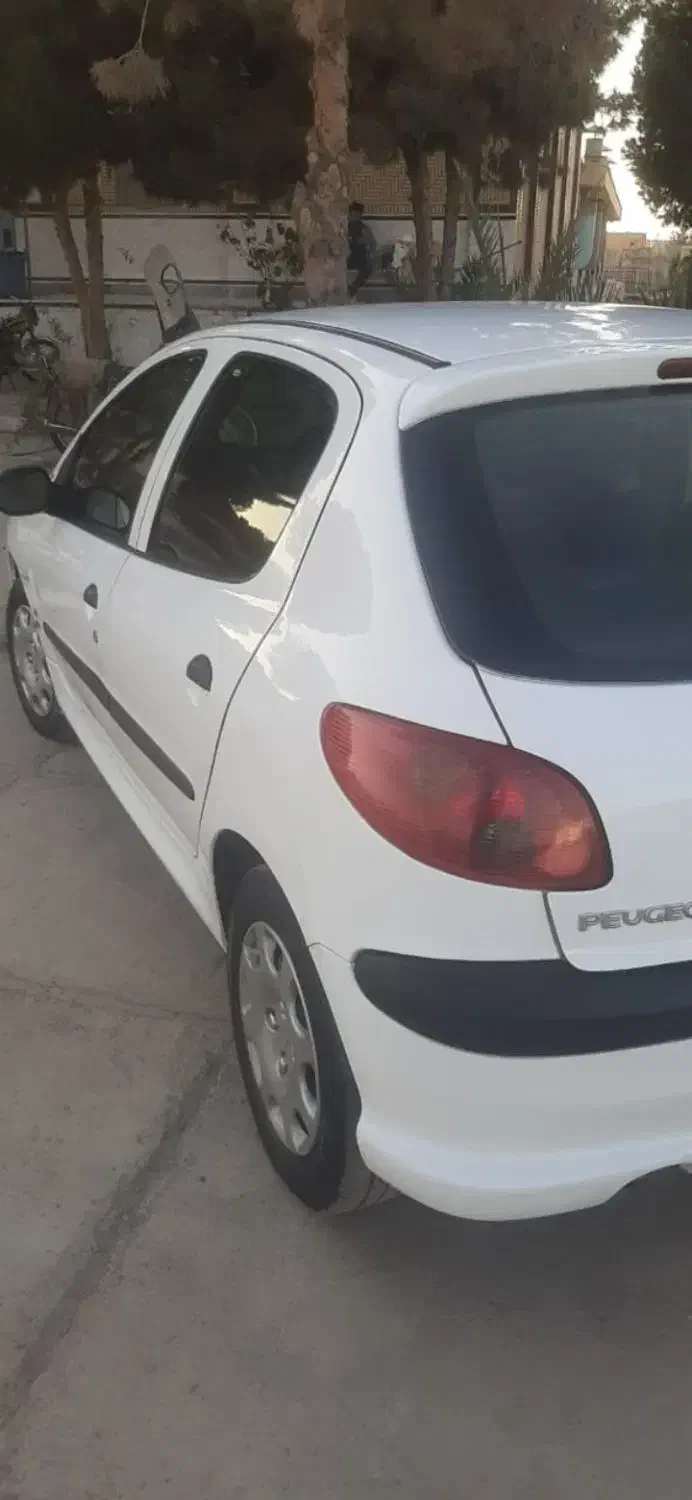 پژو۲۰۶سفید تیپ۲ مدل۹۶|خودرو سواری و وانت|بابل, |دیوار