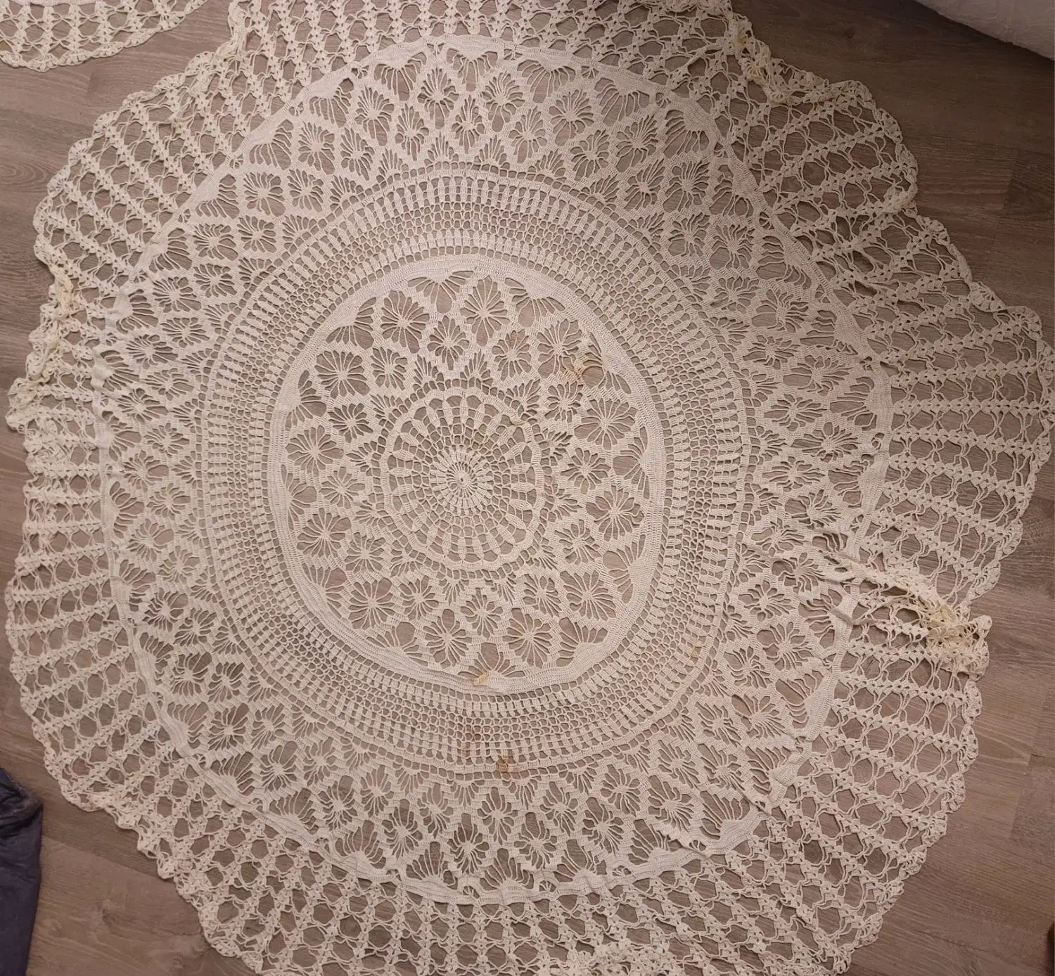 رومیزی قلاب بافی|پرده، رانر، رومیزی|گرگان, |دیوار