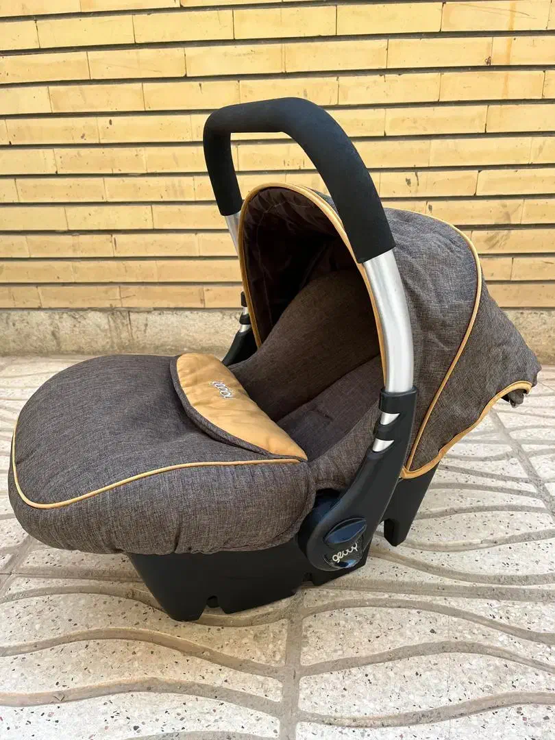 ست کالسکه تمیز در حد نو|کالسکه و لوازم جانبی|اصفهان, بیمارستان خانواده|دیوار