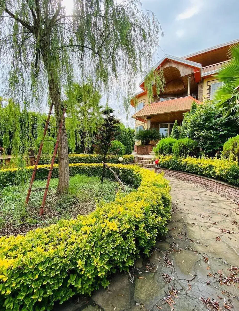 *با یه تیر دونشون بزن* ویلارو بخر باغم مال تو میشه|فروش خانه و ویلا|چمستان, |دیوار