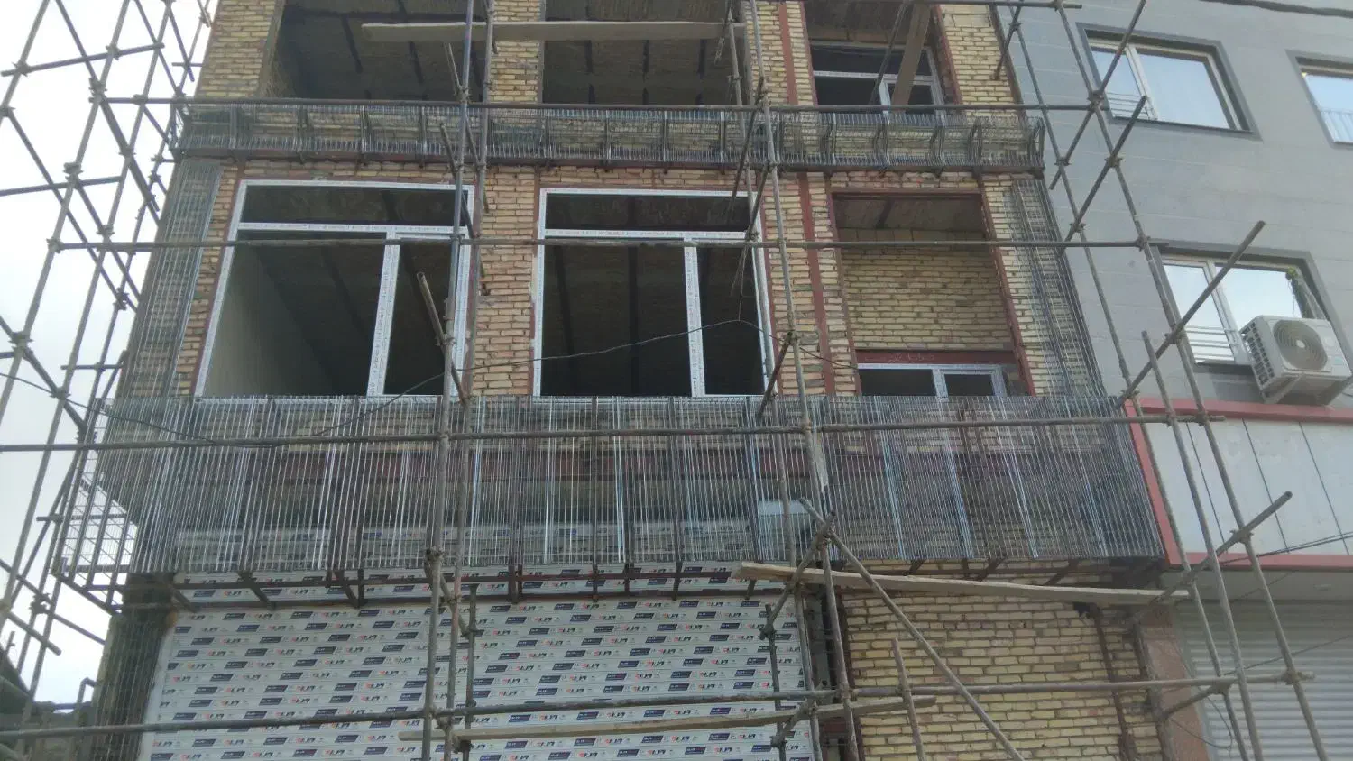 شاکردجوشکار|استخدام معماری، عمران و ساختمانی|ارومیه, |دیوار