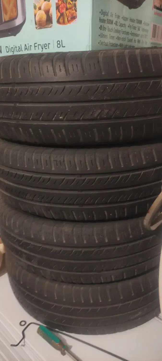 لاستیک و چراغ کوییک|قطعات یدکی و لوازم جانبی|چرداول, |دیوار