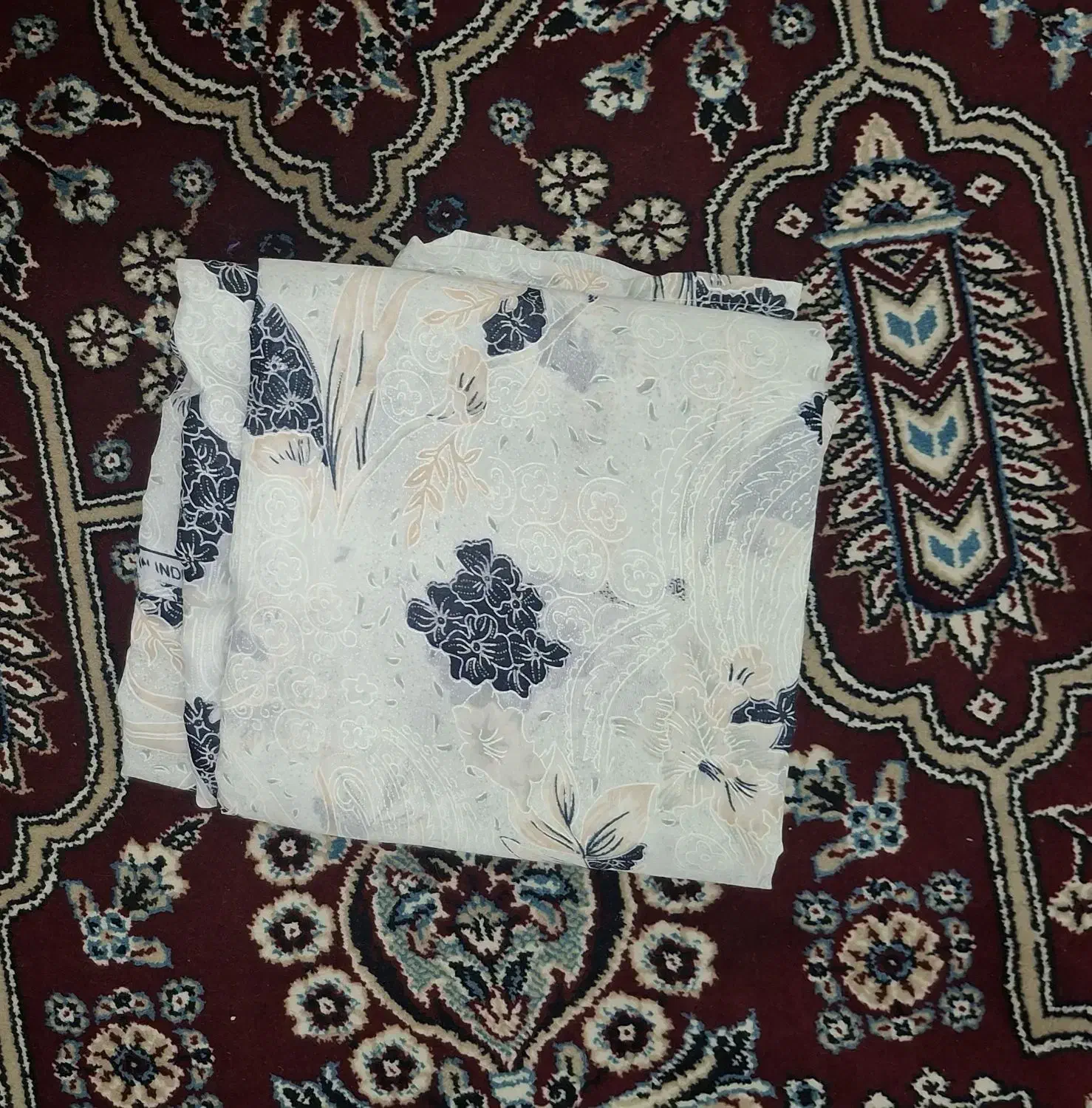 چادررنگی|لباس|کنگاور, |دیوار