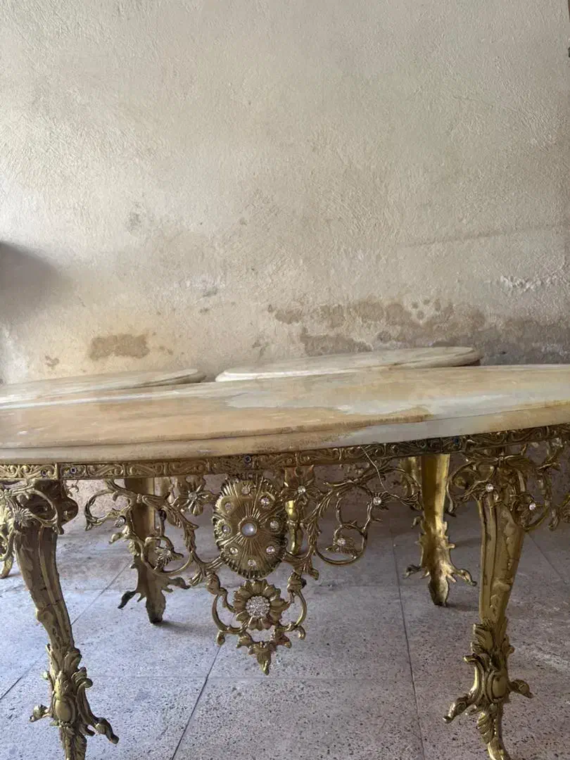 جلو مبلی برنز اصل  با رویه سنگی تاج دوطرفه|مبلمان خانگی و میز عسلی|ارومیه, |دیوار