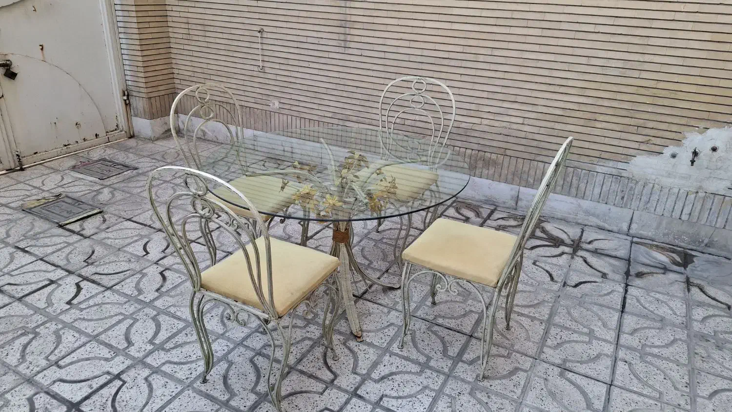 میز نهارخوری|میز و صندلی غذاخوری|مشهد, شهید مطهری|دیوار