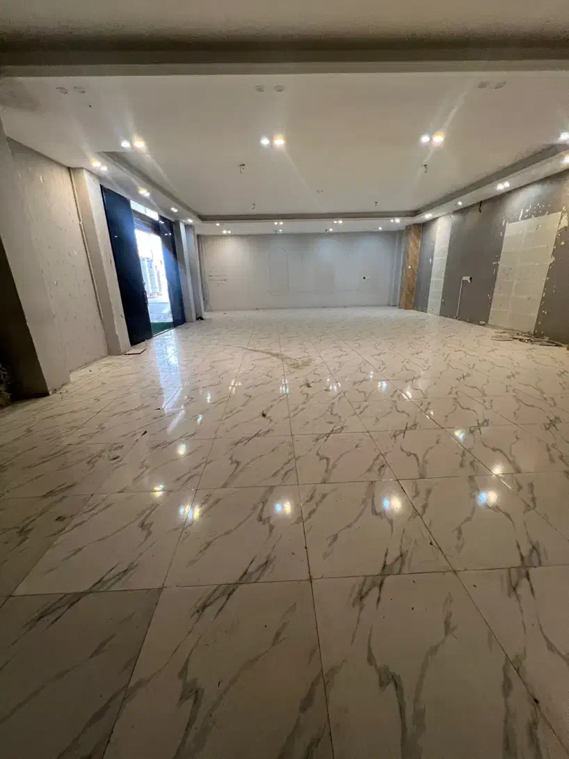 مغازه بر اصلی خیابان گرگان ۸۰متر|اجارهٔ مغازه و غرفه|آزادشهر, |دیوار