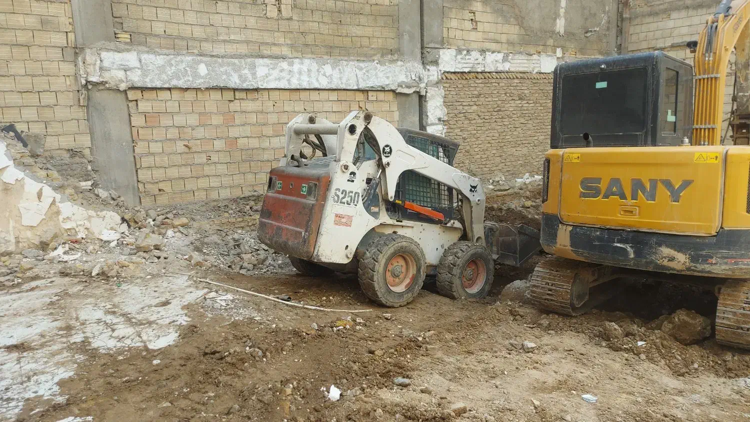 اجاره بابکت حمل نخاله کندن استخر|خدمات حمل و نقل|ماهدشت, |دیوار