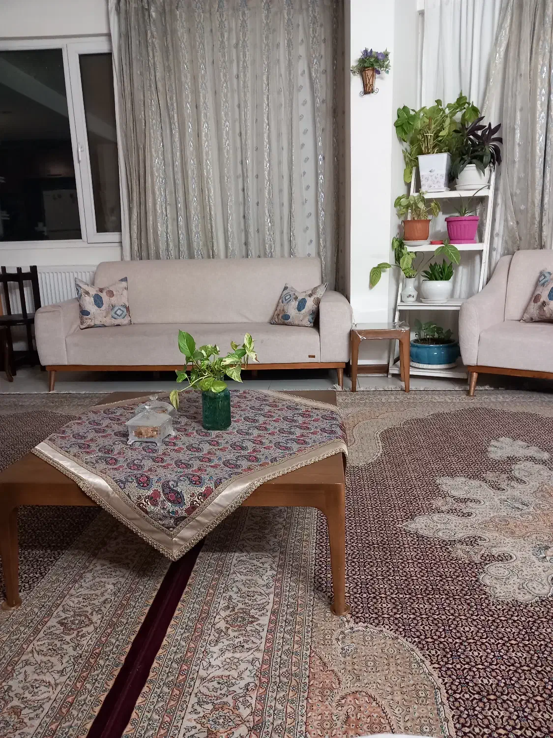 فروش مبل راحتی  سریر مبل|مبلمان خانگی و میز عسلی|شیراز, باغ تخت|دیوار