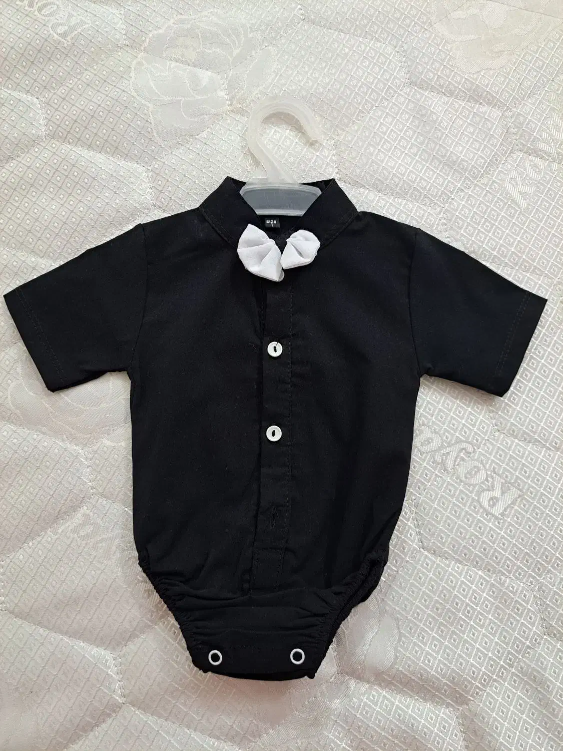 سرهمی نوزادی و قنداق سوئیسی|کفش و لباس بچه|حبیب آباد, |دیوار