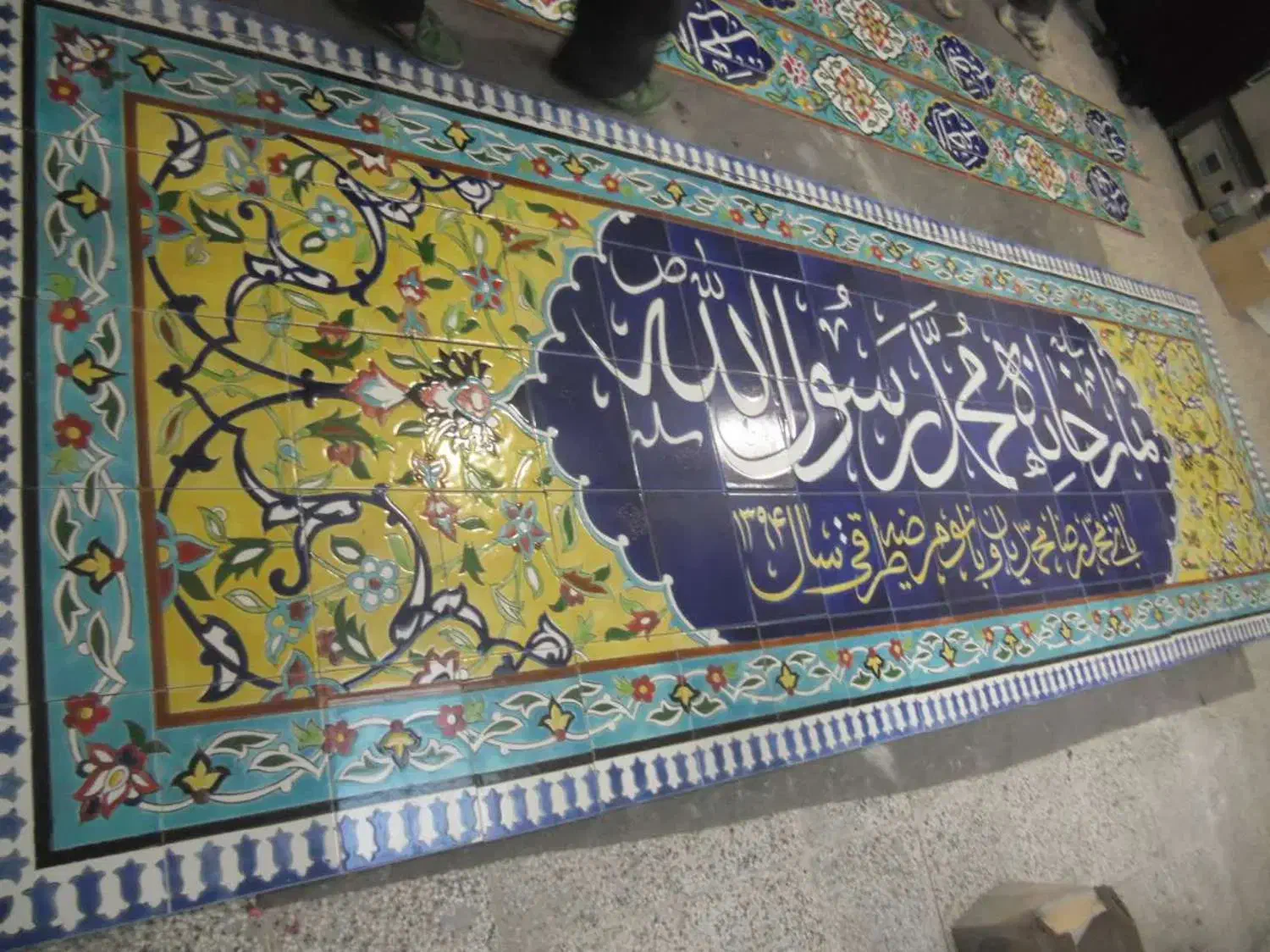 تولیدکننده کاشی وآجرهای سنتی ومدرن|مصالح و تجهیزات ساختمان|فریمان, |دیوار